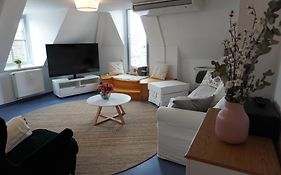 City Apartement Im Herzen Der Stadt